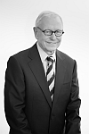 Dr. Hans Schreven